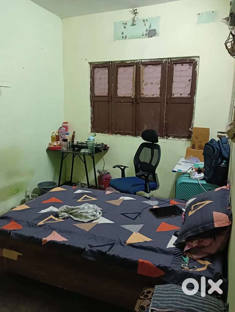 One room for rent Near laxminagar metro station