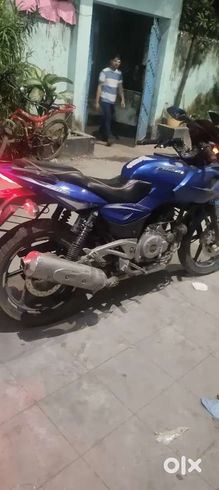 Pulsar 220 good condition