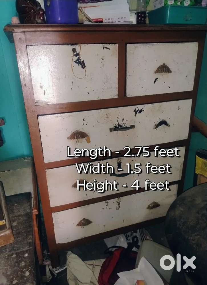 Wooden Table with Separate drawers