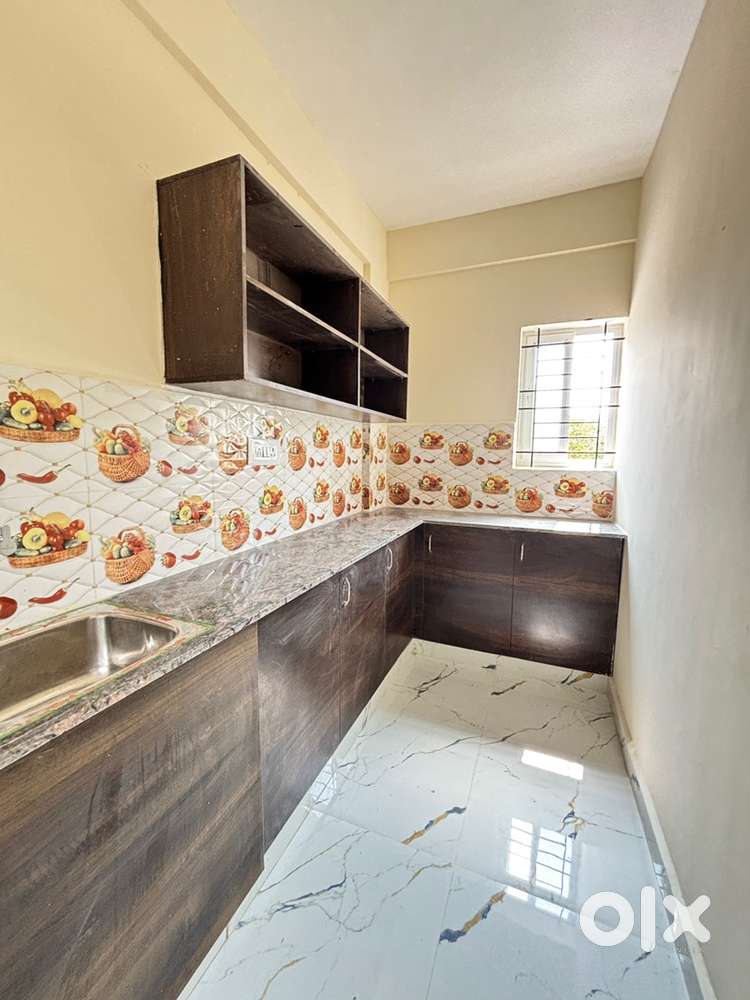 1bhk semi furnished near tech mahindra