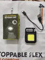 KEYCHAIN LIGHT RECHARGEABLE
