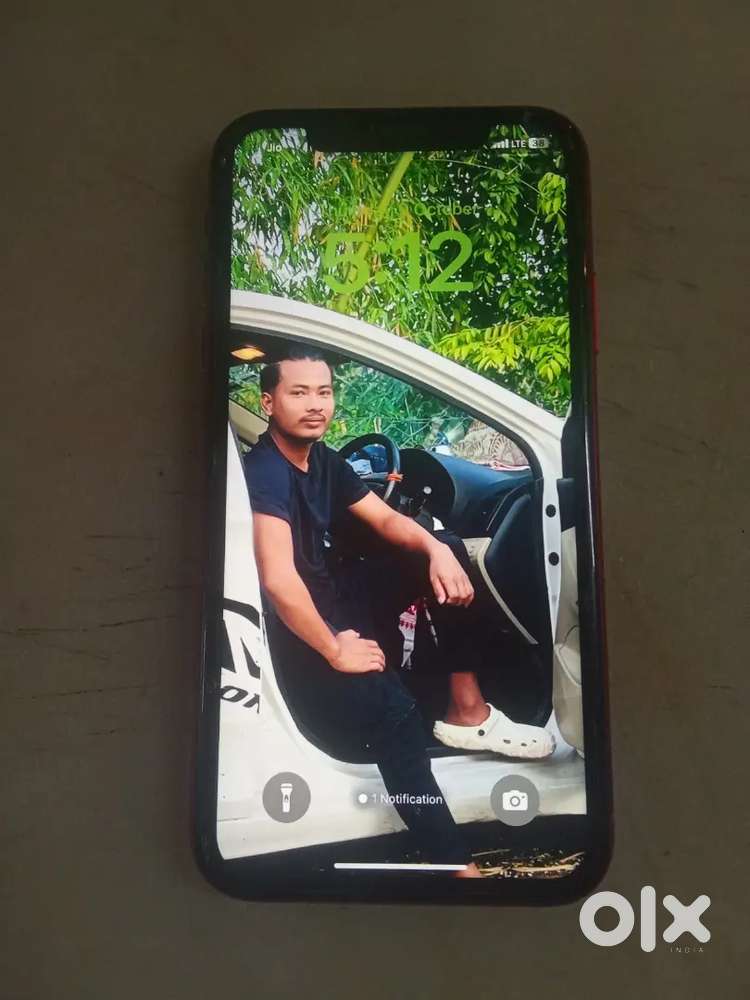 I phone 11 64