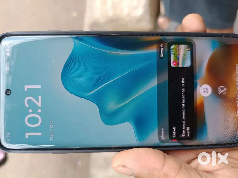 Motorola edge 60 fusion 1 day old front glass broken