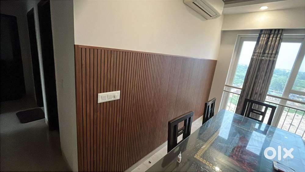 3 bhk fully furnished high rise available for rent only familys