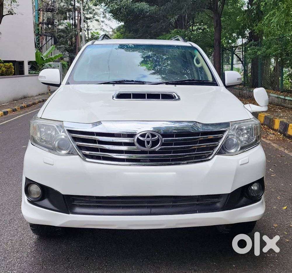 Toyota Fortuner 3.0 4x4 Manual, 2013, Diesel