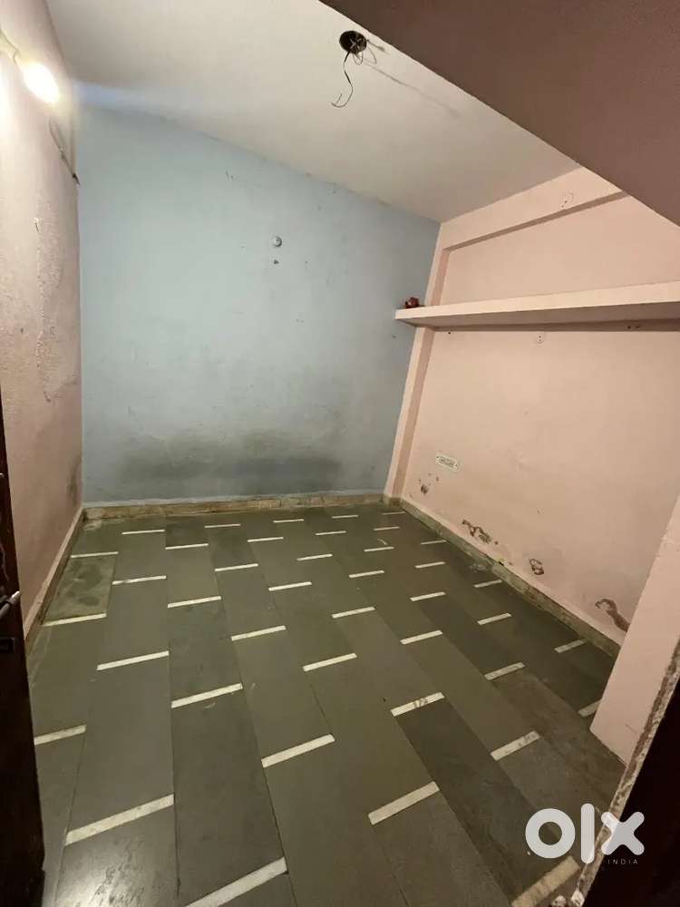 1Room 1kitchen seprate lat-bath