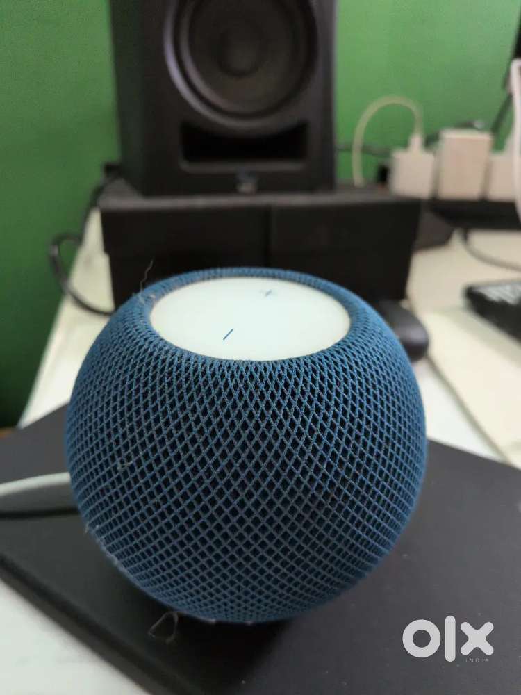 Apple Home Pod - Almost new