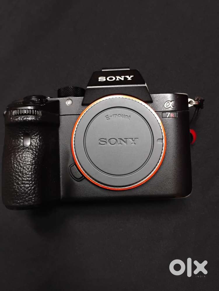 Sony A7R3 Full Frame Professional DSLR Camera