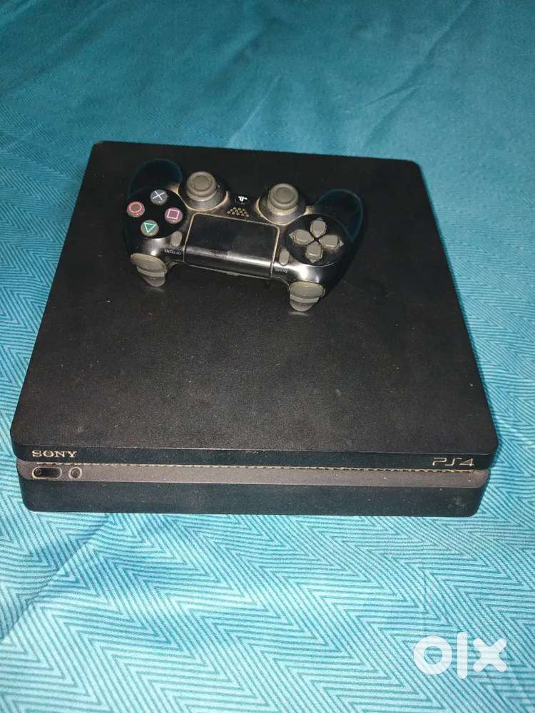 PS4 slim edition