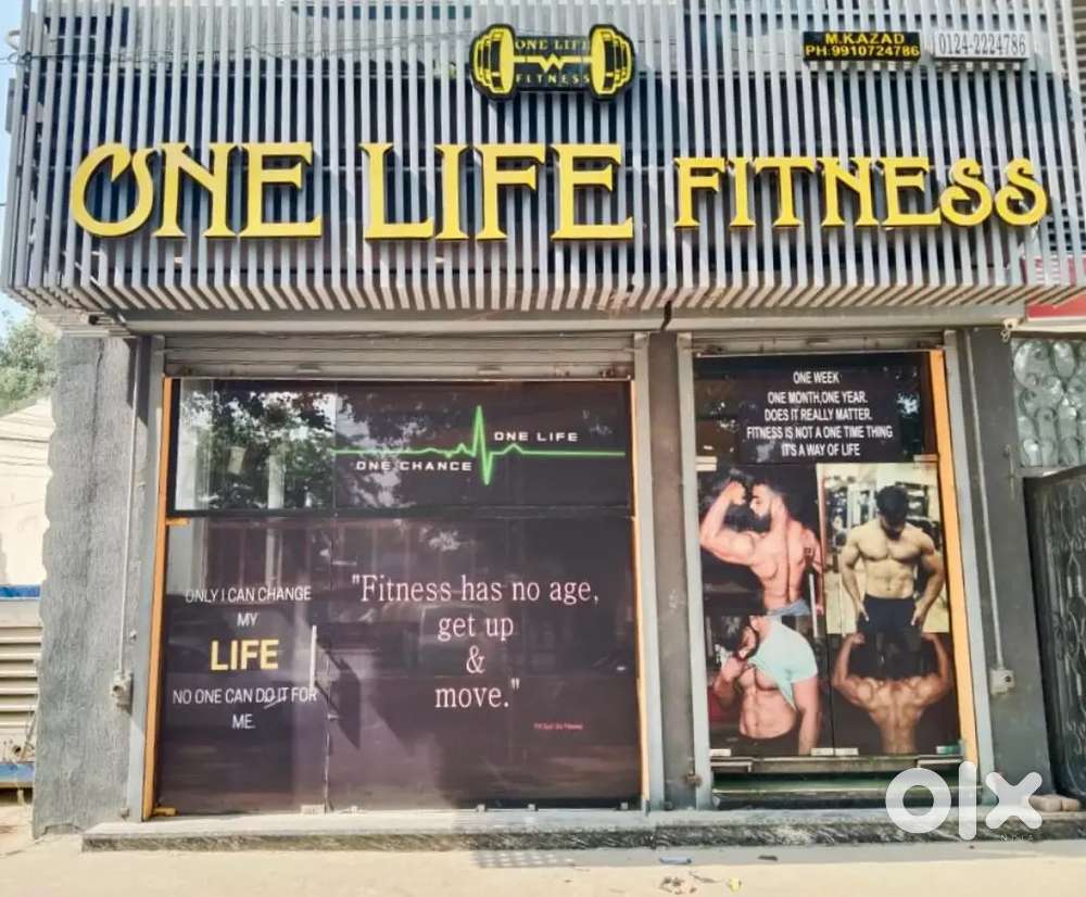 HOUSEKEEPER and CLEANER