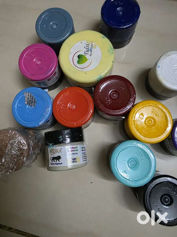 Resin colours and mould