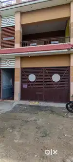 A semi furnished 3bhk independent floor house in oddapatti