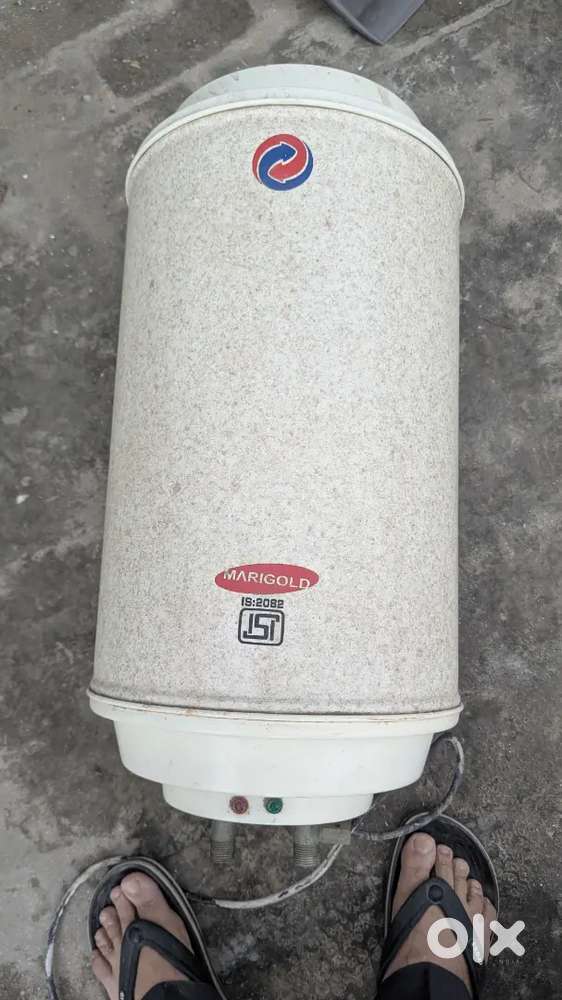 Electric Gyser for sale