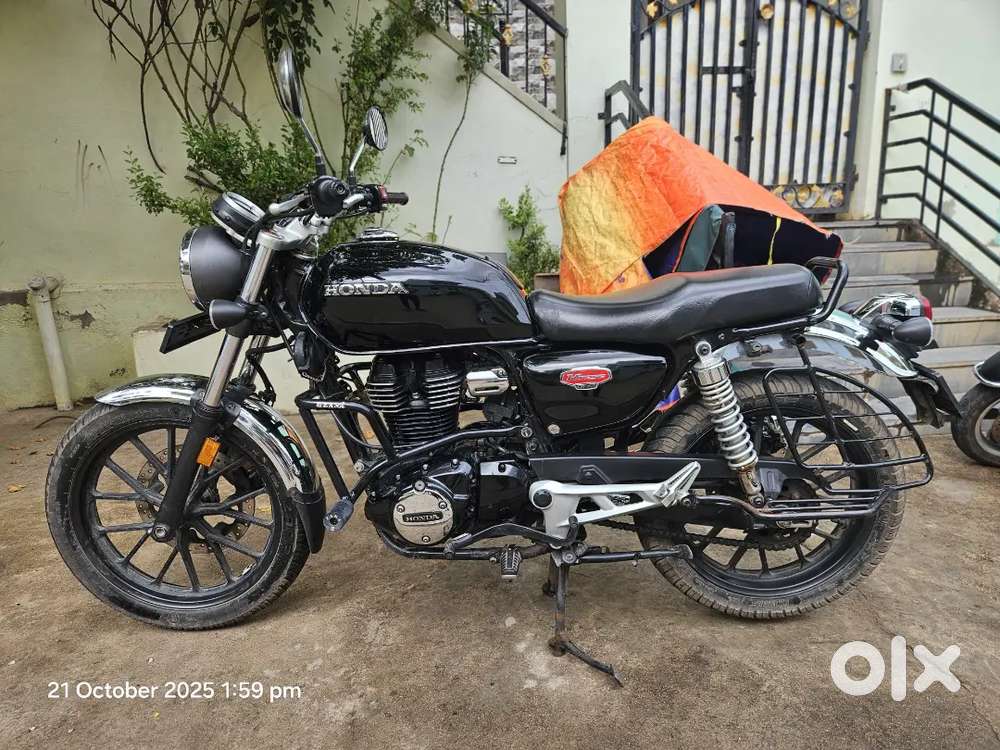 Honda Hness CB 350 Black