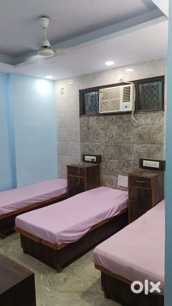 Need cook  for boys pg