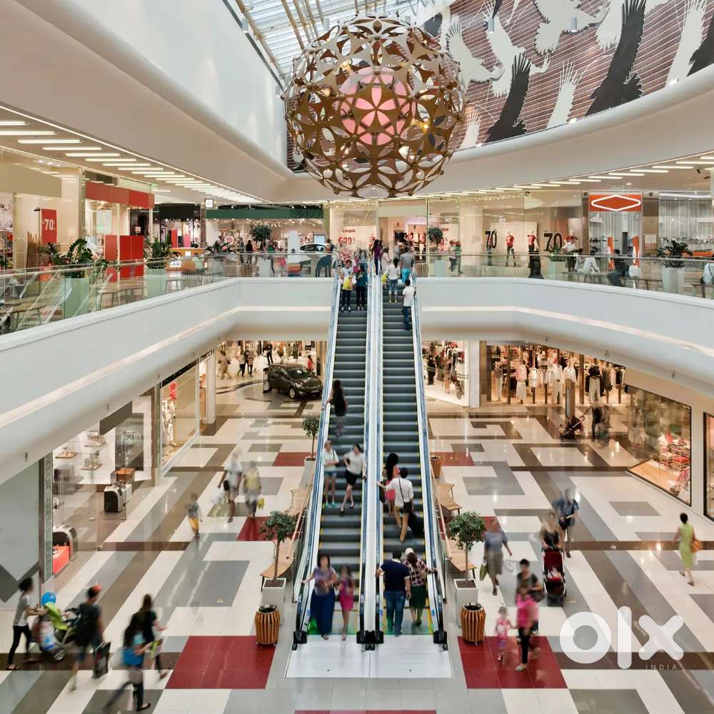 Boys and girls Shopping mall job
