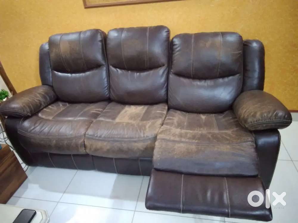 2 years old 3 seater Royal Oak recliner sofa