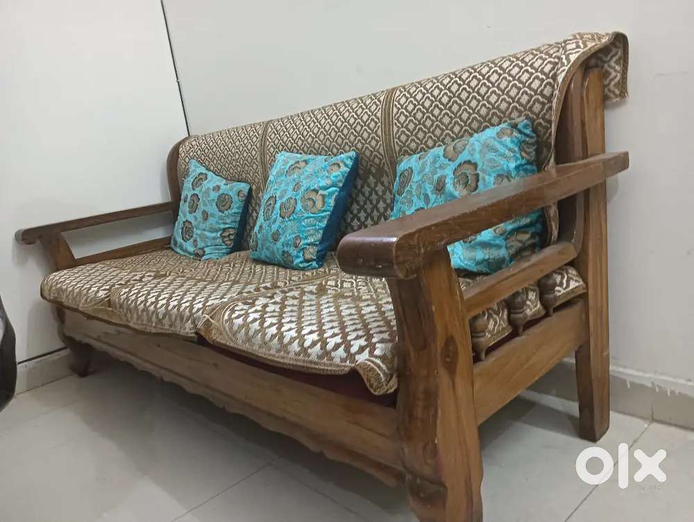 Sagwan sofa set available for sale