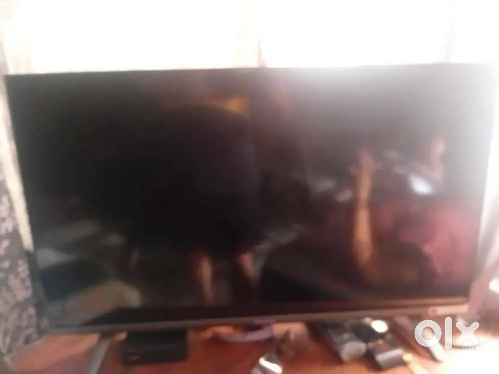 32 Android Panasonic TV for urgent sale