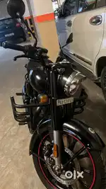 Classic 350 stealth black