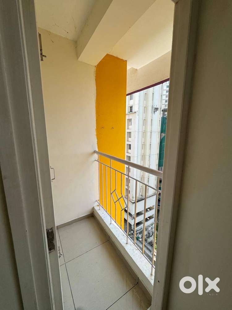 #2+1 BHK Semi-Furnished Flat for Rent – Thengod, Kakkanad