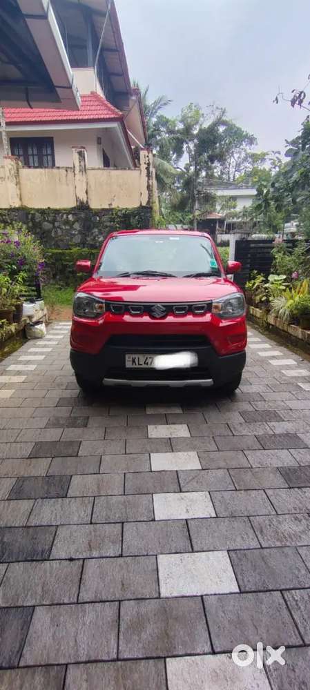 Maruti Suzuki S-Presso 2020 Petrol -23649 Km Driven Well Maintained.