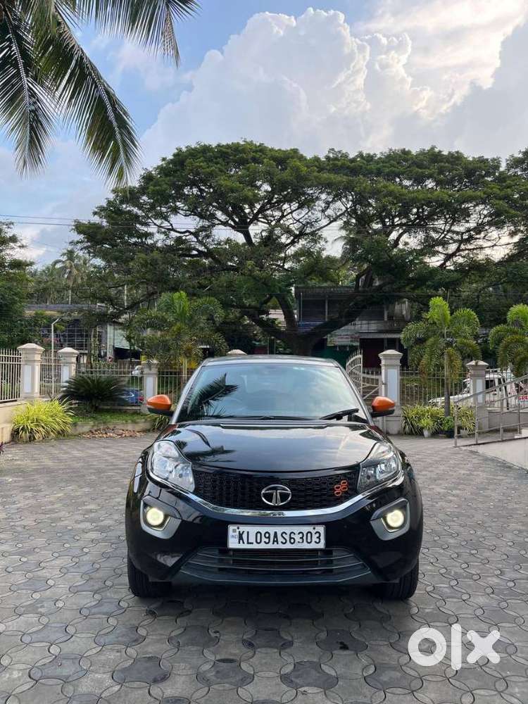Tata Nexon KRAZ Plus, 2020, Petrol