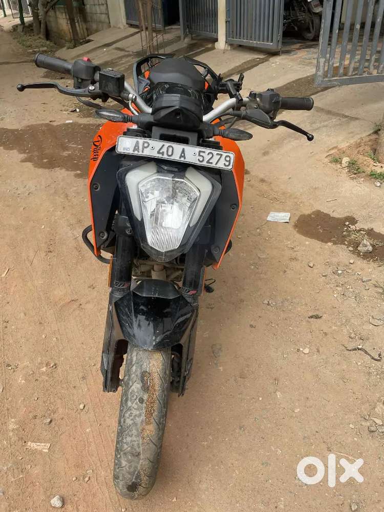 Ktm duke 200
