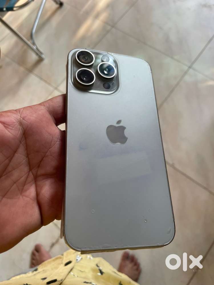 15 pro max 256 gb mint condition