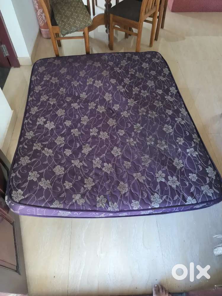 KING Size cot and Mattress for Rs.15,000/-