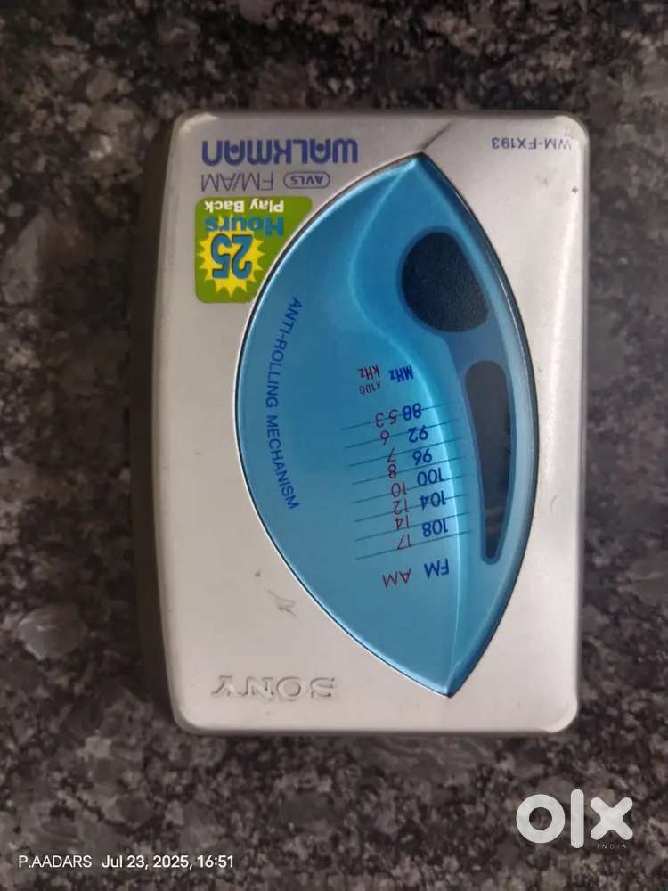 Sony Walkman WM-FX193  Vintage Cassette Player  Untested