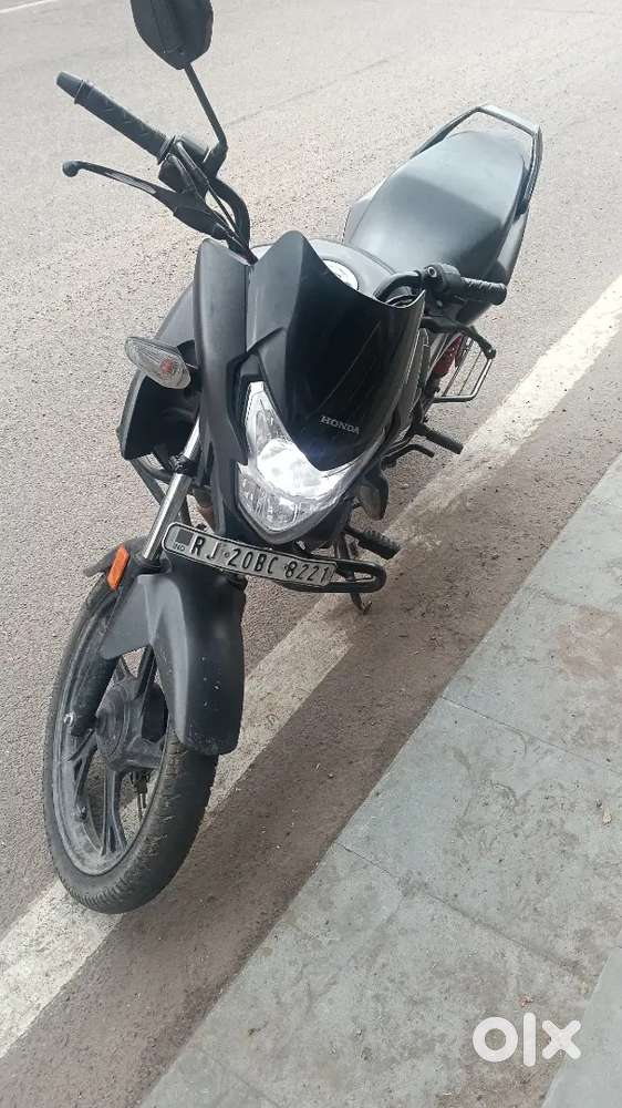 70+/km ka mileage hai condition ek number