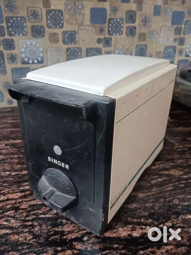 Singer popmate white toaster in great condition