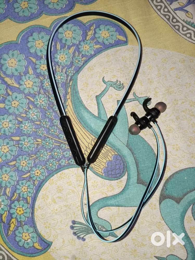 boat neckband best sound quality ek dam new rakhe he kam use hue he