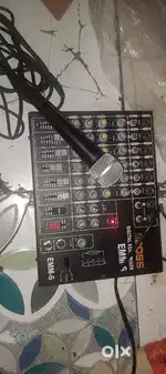 Boss echo mixer with mic