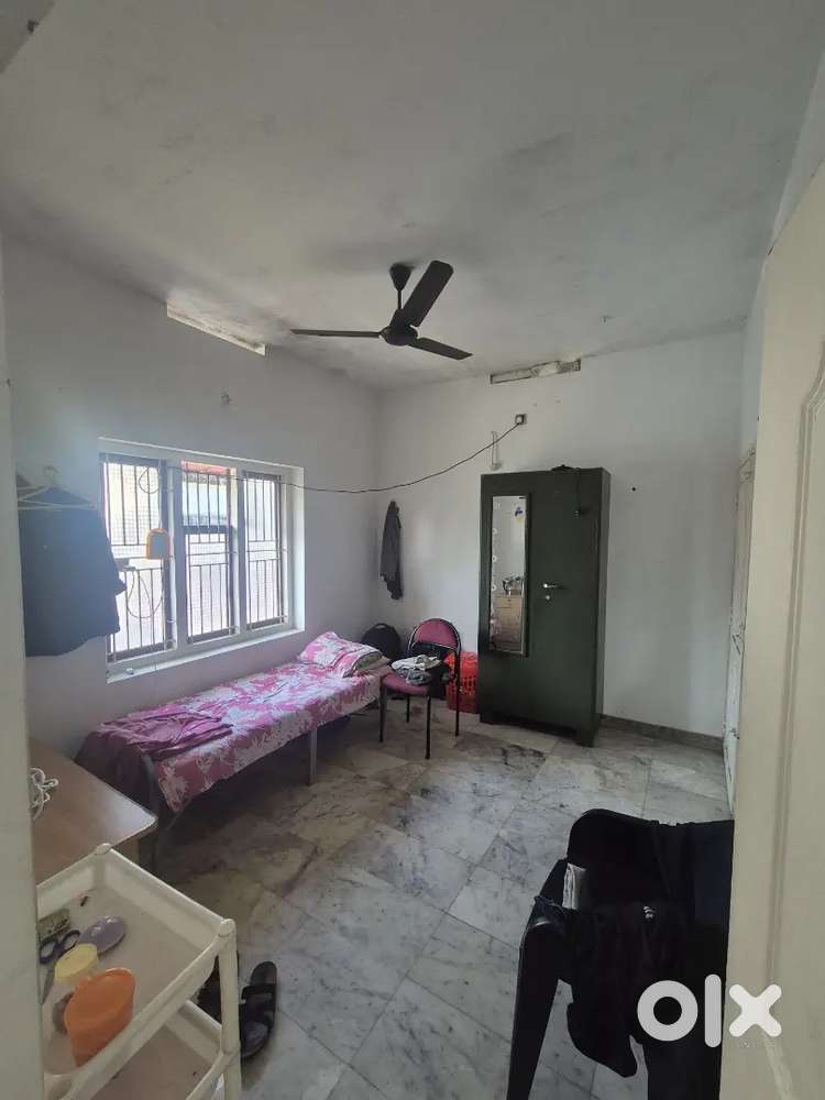 2BHK FOR RENT IN CALICUT TOWN NEAR TO HILITE MALL AND CYBERPARK