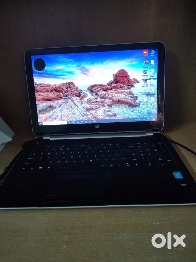 Hp Laptop with i5 4th generation processor, 8 GB RAM, 1 TB HDD