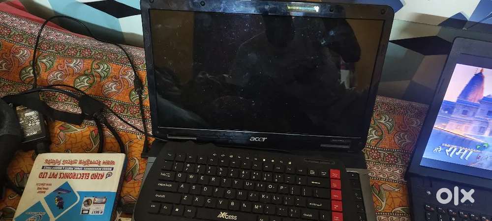 Acer laptop 500gb 4gb + Lenovo laptop 500gb+128gb SSD+6gb ram
