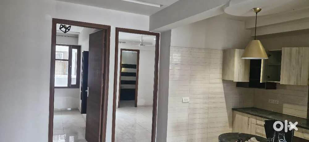 3bhk builder floor for sale in Dhakoli opp sushma CAPITAL mall ,