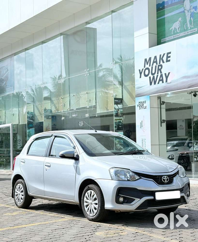 Toyota Etios Liva 2014-2016 V, 2016, Petrol