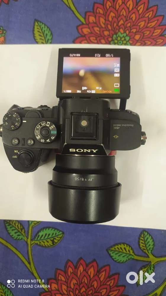 Sonu A7 R III camera with 50mm FE/1.8 lens