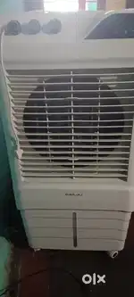 1 month air cooler.   Pls  call me.. money problem
