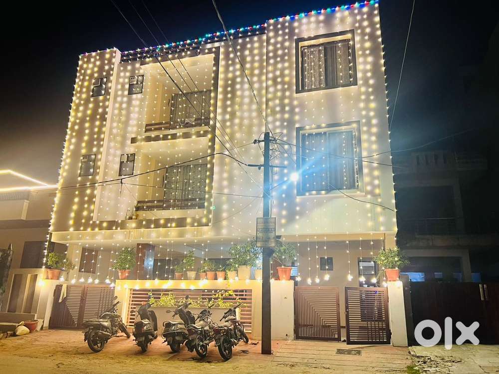 3 km from railway station 2 km from vaishali nagar