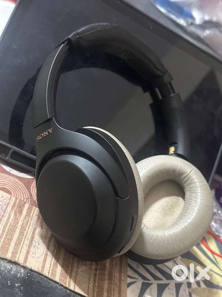 Sony WH 1000XM4