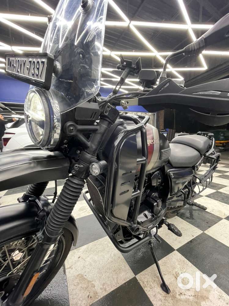 Yezdi Adventure 2023 October