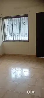 Two bhk First floor Appartment for rent at kaloor for bachilaurs only