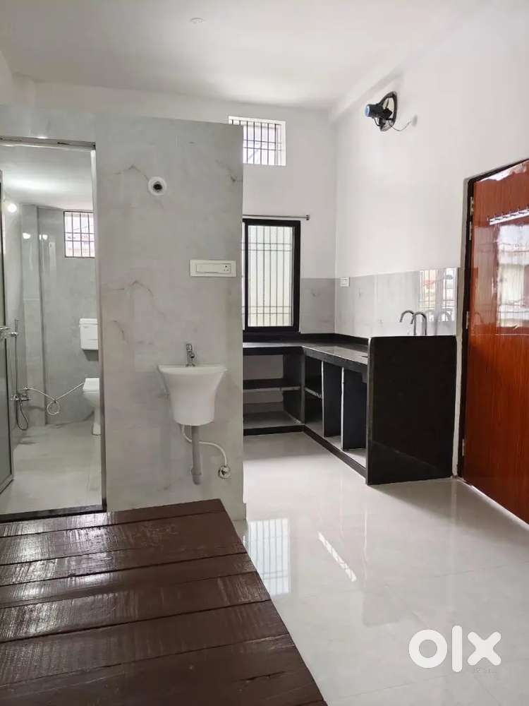 Single furnished room with attached kitchen and bathroom for rent