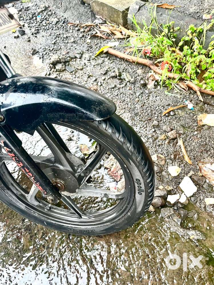 Honda Shine in Good Condition…MH43 Passing