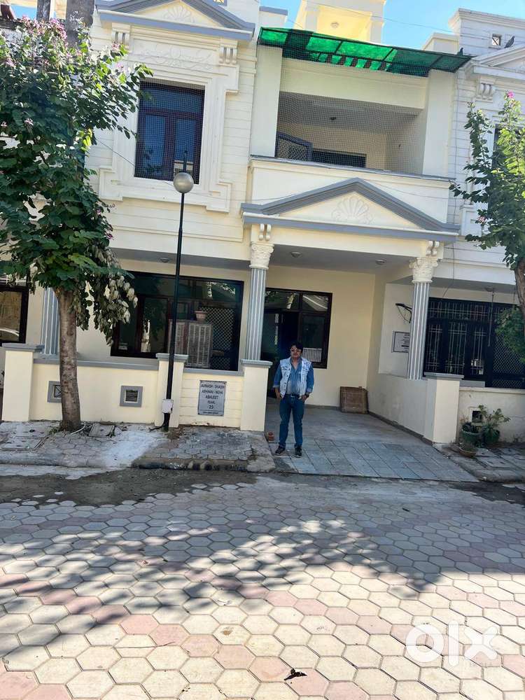 Anukampa Celebrity homes