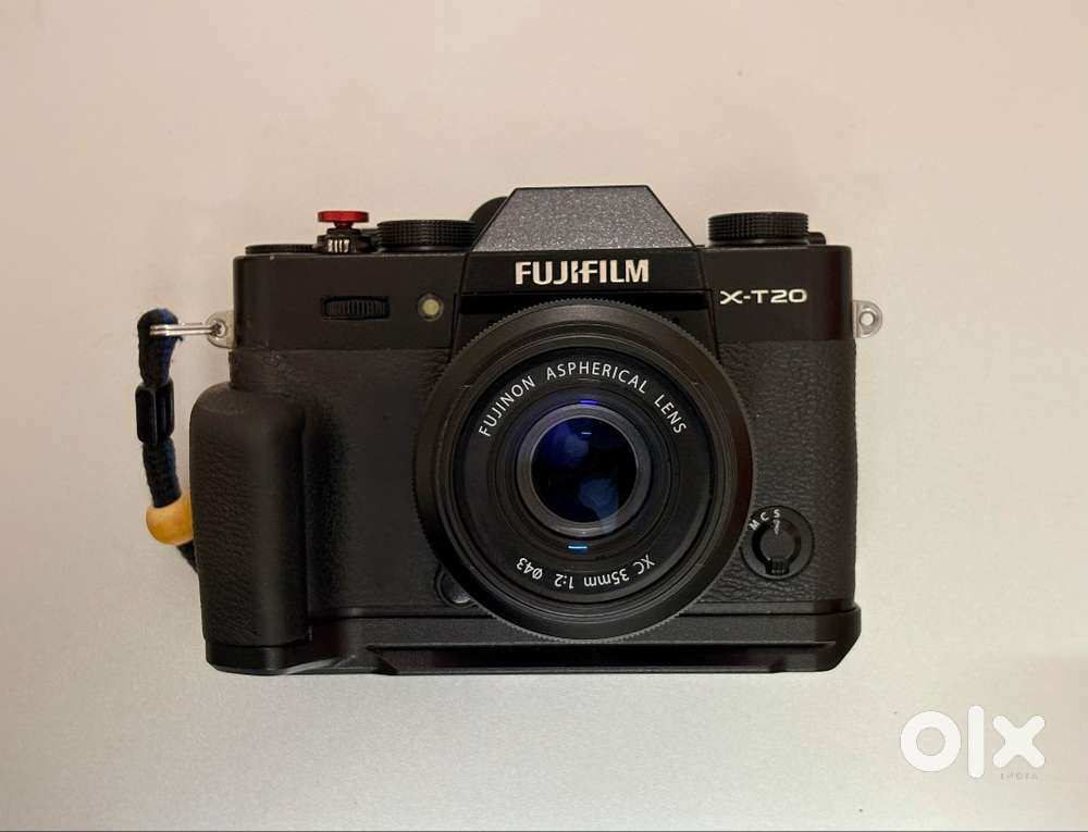 Fujifilm XT-20 with XC 35 mm F2
